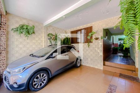 Casa à venda com 150m², 3 quartos e 2 vagas Casa à venda com 150m², 3 quartos e 2 vagasGaragem