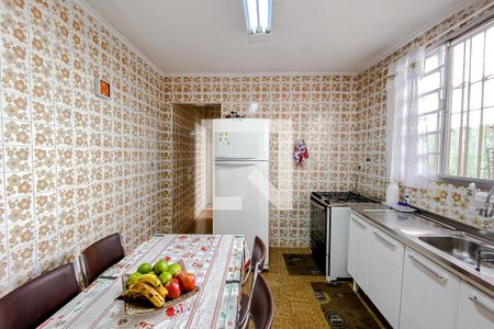 Casa à venda com 150m², 3 quartos e 2 vagas Casa à venda com 150m², 3 quartos e 2 vagasCozinha