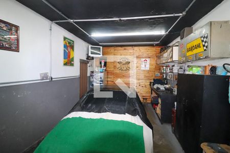 Casa à venda com 300m², 2 quartos e 1 vagaGaragem