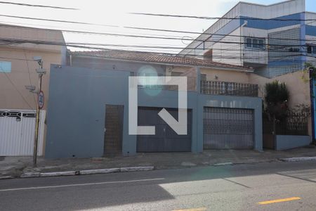 Casa à venda com 300m², 2 quartos e 1 vagaFachada
