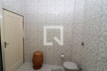 Casa à venda com 300m², 2 quartos e 1 vagaBanheiro