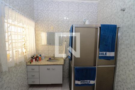 Casa à venda com 300m², 2 quartos e 1 vagaBanheiro