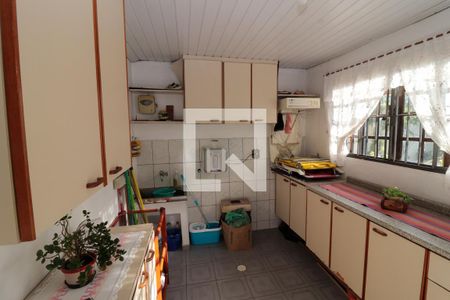 Casa à venda com 300m², 2 quartos e 1 vagaLavanderia