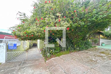 Casa à venda com 300m², 5 quartos e 2 vagasFachada