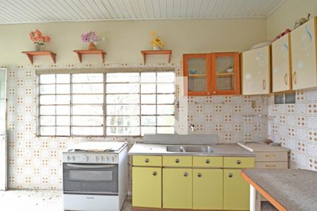 Casa à venda com 300m², 5 quartos e 2 vagasCozinha