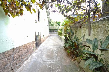 Casa à venda com 300m², 5 quartos e 2 vagasPátio