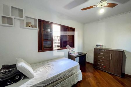 Casa à venda com 160m², 3 quartos e 4 vagasQuarto 2 