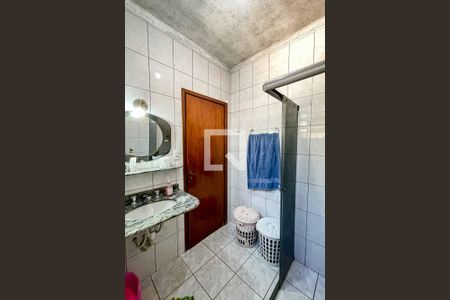 Casa à venda com 160m², 3 quartos e 4 vagasBanheiro 2 