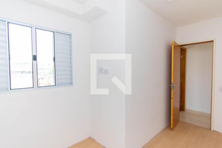 Quarto 1 de apartamento para alugar com 2 quartos, 34m² em Vila Nova York, São Paulo