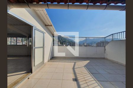 Apartamento para alugar com 98m², 3 quartos e 1 vaga Apartamento para alugar com 98m², 3 quartos e 1 vagaÁrea comum - Churrasqueira