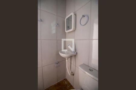 Banheiro de casa de condomínio para alugar com 1 quarto, 39m² em Jabaquara, São Paulo