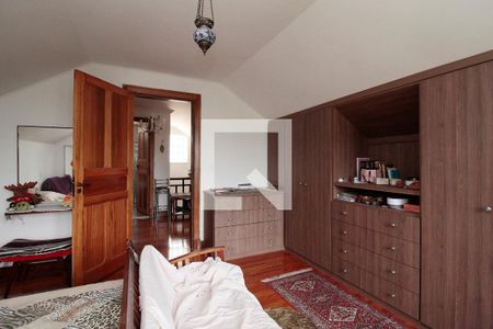 Casa à venda com 500m², 5 quartos e 5 vagasSuíte 3 (Sótão)