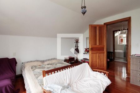 Casa à venda com 500m², 5 quartos e 5 vagasSuíte 3 (Sótão)