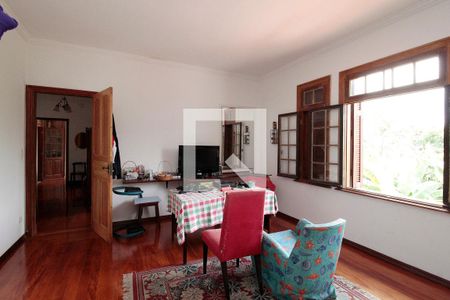 Casa à venda com 500m², 5 quartos e 5 vagasQuarto 1