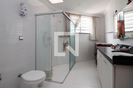 Casa à venda com 500m², 5 quartos e 5 vagasBanheiro da Suíte 2