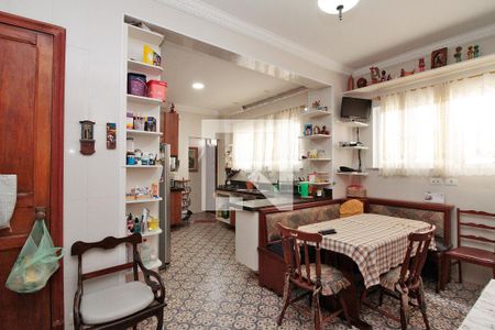 Casa à venda com 500m², 5 quartos e 5 vagasCozinha