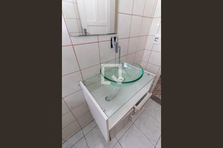 Apartamento para alugar com 48m², 2 quartos e 1 vaga Apartamento para alugar com 48m², 2 quartos e 1 vagaBanheiro