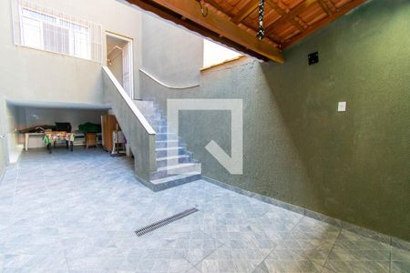 Quintal de casa para alugar com 2 quartos, 165m² em Santa Maria, São Caetano do Sul