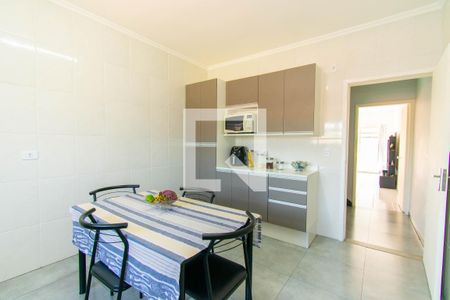 Cozinha de casa para alugar com 2 quartos, 165m² em Santa Maria, São Caetano do Sul