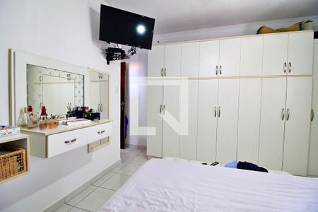 Quarto Suíte de casa à venda com 3 quartos, 205m² em Santa Maria, Santo André