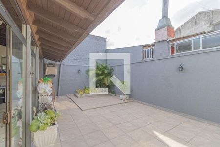 Casa à venda com 187m², 4 quartos e 1 vaga Casa à venda com 187m², 4 quartos e 1 vagaQuintal