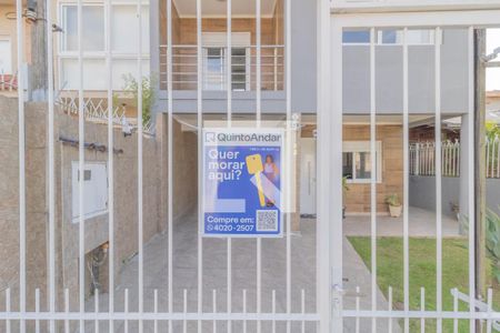 Casa à venda com 187m², 4 quartos e 1 vaga Casa à venda com 187m², 4 quartos e 1 vagaFachada