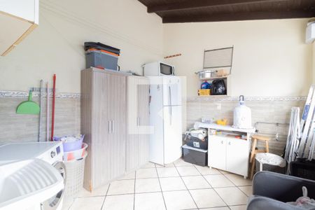 Casa à venda com 187m², 4 quartos e 1 vaga Casa à venda com 187m², 4 quartos e 1 vagaÁrea de Serviço