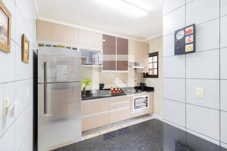 Casa à venda com 187m², 4 quartos e 1 vaga Casa à venda com 187m², 4 quartos e 1 vagaCozinha