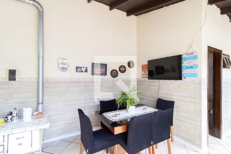 Casa à venda com 187m², 4 quartos e 1 vaga Casa à venda com 187m², 4 quartos e 1 vagaEspaço Gourmet