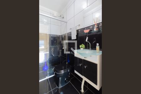 Casa à venda com 187m², 4 quartos e 1 vaga Casa à venda com 187m², 4 quartos e 1 vagaBanheiro 2