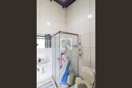 Casa à venda com 187m², 4 quartos e 1 vaga Casa à venda com 187m², 4 quartos e 1 vagaBanheiro de serviço