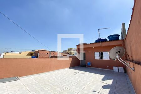 Casa à venda com 295m², 5 quartos e 1 vaga Casa à venda com 295m², 5 quartos e 1 vagaTerraço