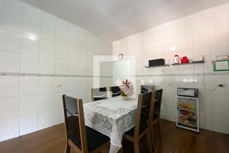 Casa à venda com 295m², 5 quartos e 1 vaga Casa à venda com 295m², 5 quartos e 1 vagaCozinha