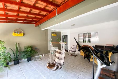 Casa à venda com 295m², 5 quartos e 1 vaga Casa à venda com 295m², 5 quartos e 1 vagaVaranda do Quarto 3