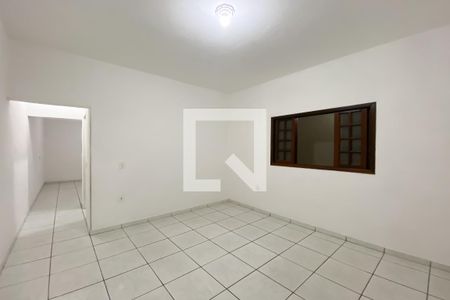 Casa à venda com 295m², 5 quartos e 1 vaga Casa à venda com 295m², 5 quartos e 1 vagaQuarto 4