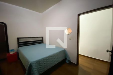 Suíte de casa à venda com 5 quartos, 295m² em Bandeiras, Osasco