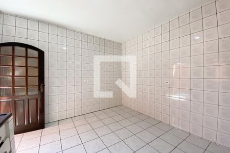 Casa à venda com 295m², 5 quartos e 1 vaga Casa à venda com 295m², 5 quartos e 1 vagaCozinha