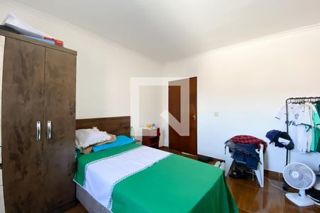 Casa à venda com 295m², 5 quartos e 1 vaga Casa à venda com 295m², 5 quartos e 1 vagaQuarto 2