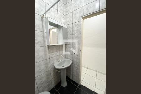 Casa à venda com 295m², 5 quartos e 1 vaga Casa à venda com 295m², 5 quartos e 1 vagaBanheiro 3