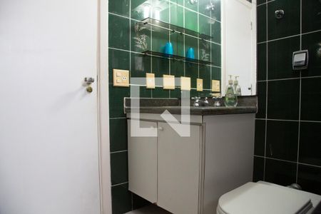 Apartamento para alugar com 197m², 3 quartos e sem vagaBanheiro 1