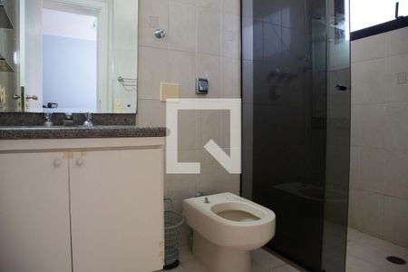 Apartamento para alugar com 197m², 3 quartos e sem vagaBanheiro 2