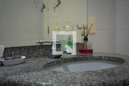 Apartamento para alugar com 197m², 3 quartos e sem vagaBanheiro 4 - Lavabo