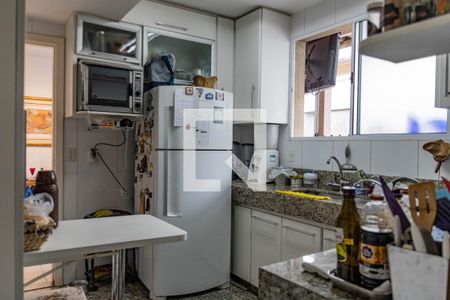Casa à venda com 150m², 4 quartos e 2 vagasCozinha