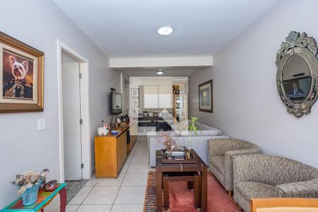 Sala de casa de condomínio à venda com 3 quartos, 150m² em Buritis, Belo Horizonte