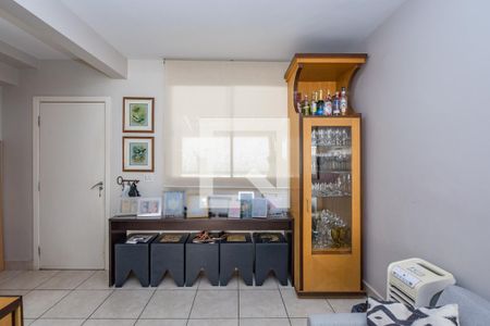 Sala de casa de condomínio à venda com 3 quartos, 150m² em Buritis, Belo Horizonte
