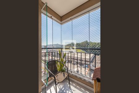 Apartamento à venda com 109m², 3 quartos e 2 vagas Apartamento à venda com 109m², 3 quartos e 2 vagasSuíte