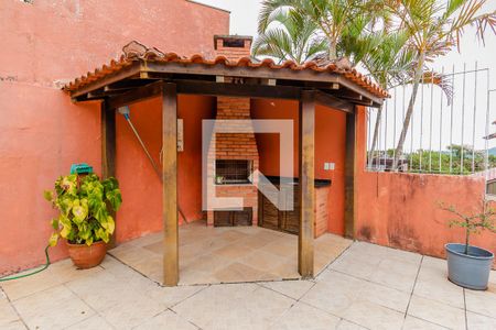 Casa à venda com 175m², 3 quartos e 2 vagasQuintal