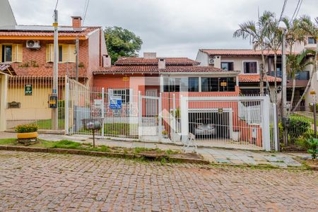 Casa à venda com 175m², 3 quartos e 2 vagasFachada