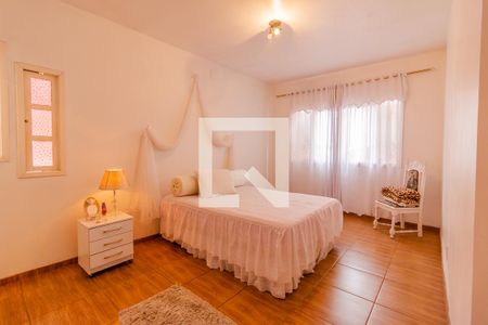 Casa à venda com 175m², 3 quartos e 2 vagasQuarto 1