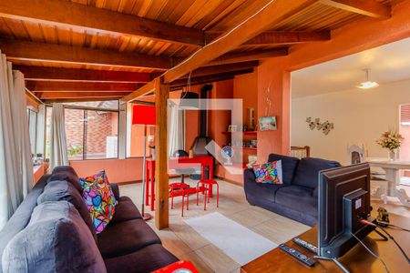 Sala 2 de casa à venda com 3 quartos, 175m² em Espírito Santo, Porto Alegre